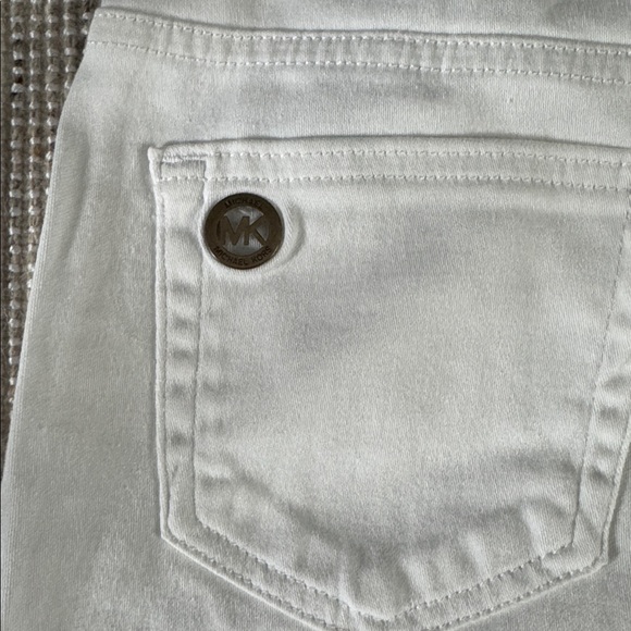 Michael Kors White Skinny Jeans size 4 Mid Rise - Picture 7 of 8